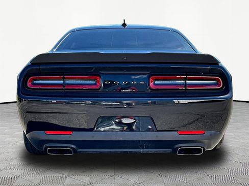 Used 2019 Dodge Challenger R/T Scat Pack RWD image 5