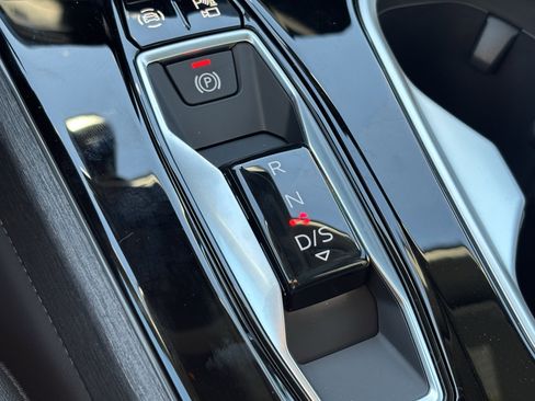 Used 2026 Audi A6 Premium Plus image 30