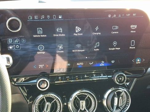 Used 2025 Chevrolet Blazer EV LT image 21