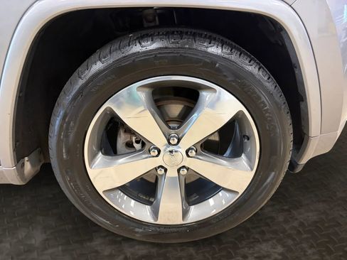 Used 2016 Jeep Grand Cherokee Overland AWD/4WD image 43