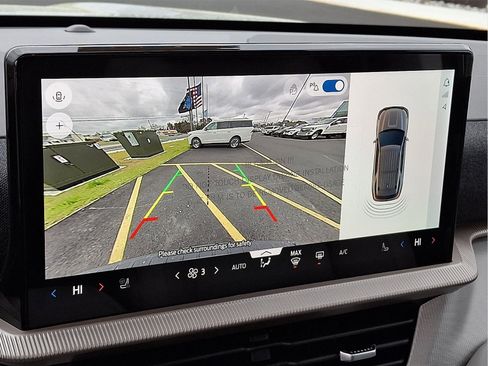 New 2026 Ford Explorer Active w/ Active Comfort Package image 24