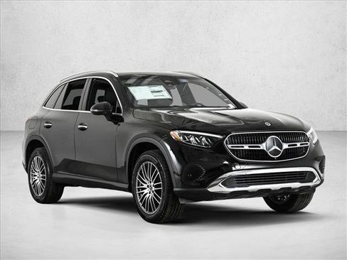 New 2026 Mercedes-Benz GLC 300 4MATIC image 3