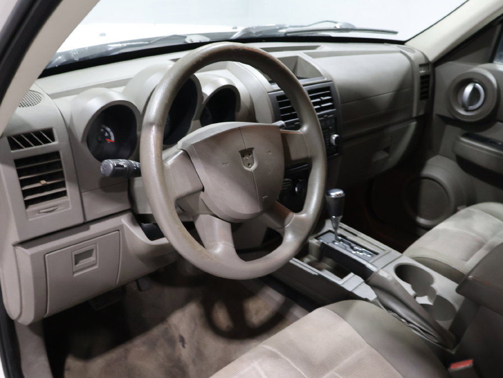Used 2008 Dodge Nitro SXT RWD image 13