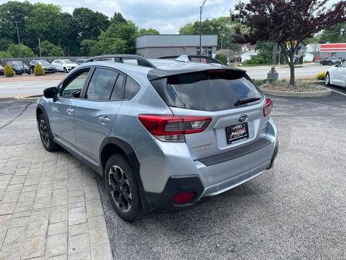 Used 2021 Subaru Crosstrek 2.0i Premium w/ Moonroof Package AWD/4WD image 4