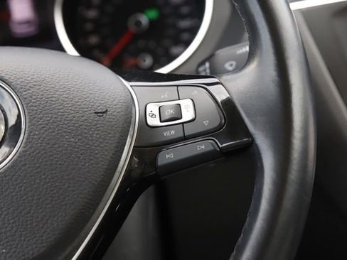 Used 2019 Volkswagen Tiguan SE w/ Panoramic Sunroof Package AWD/4WD image 23