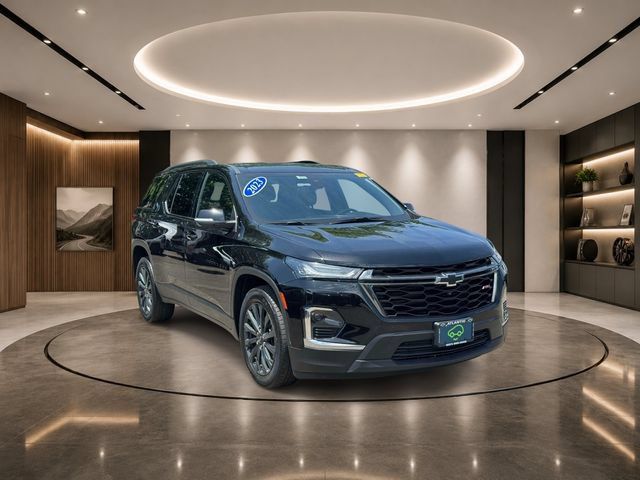Used 2023 Chevrolet Traverse RS AWD/4WD image 2