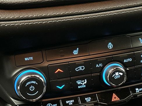 Used 2021 Dodge Durango GT image 22