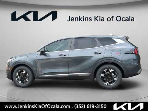 New 2026 Kia Sportage LX FWD image 7