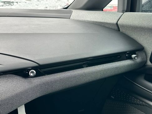 New 2026 Cadillac Optiq Sport 1 image 21