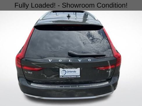 Used 2020 Volvo V90 T6 Cross Country image 10