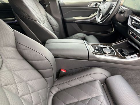 Used 2024 BMW X5 xDrive50e w/ Premium Package AWD/4WD image 31