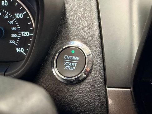 Used 2019 Ford EcoSport SE image 15