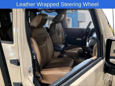 Used 2016 Jeep Wrangler Unlimited Rubicon AWD/4WD image 27