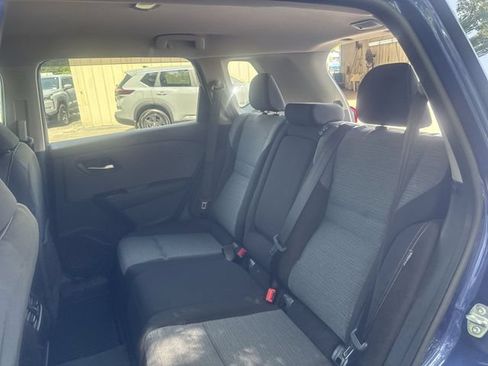 Used 2023 Nissan Rogue SV FWD image 13