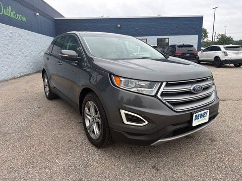Used 2017 Ford Edge Titanium w/ Technology Package AWD/4WD image 7