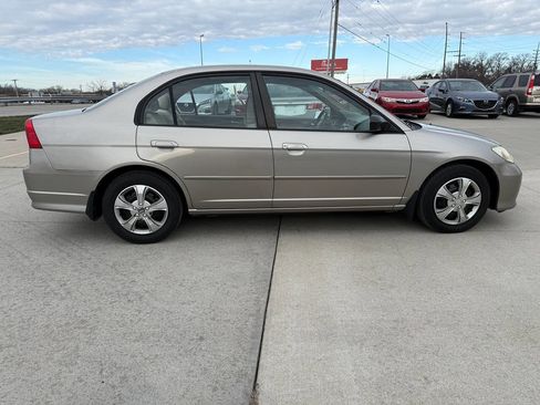 Used 2004 Honda Civic LX image 10