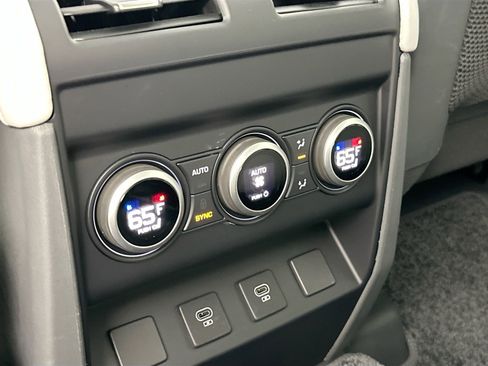 Certified 2025 Land Rover Defender 130 S image 28