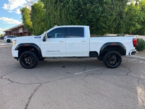 Used 2021 GMC Sierra 2500 Denali image 5