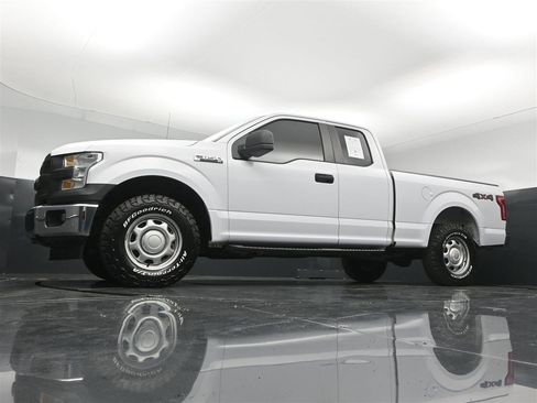 Used 2017 Ford F150 XL w/ XL Power Equipment Group AWD/4WD image 27