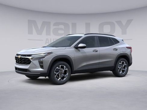 New 2026 Chevrolet Trax LT w/ Sunroof Package image 3