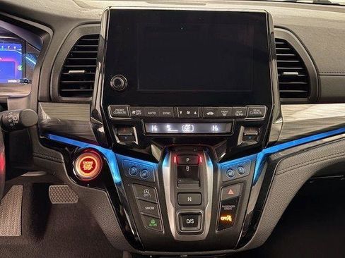 Used 2021 Honda Odyssey Elite image 16