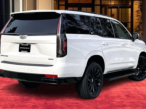 Used 2023 Cadillac Escalade Sport w/ LPO, ONYX Package image 12