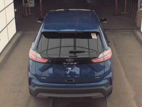 Used 2023 Ford Edge SEL w/ Convenience Package AWD/4WD image 5