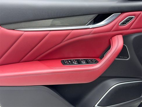 Used 2022 Maserati Levante Modena image 41