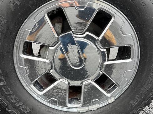 Used 2007 HUMMER H3 image 10