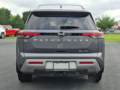 Used 2023 Nissan Pathfinder SL w/ SL Premium Package AWD/4WD image 8