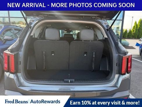 Used 2024 Kia Sorento S w/ Panoramic Sunroof Package AWD/4WD image 8