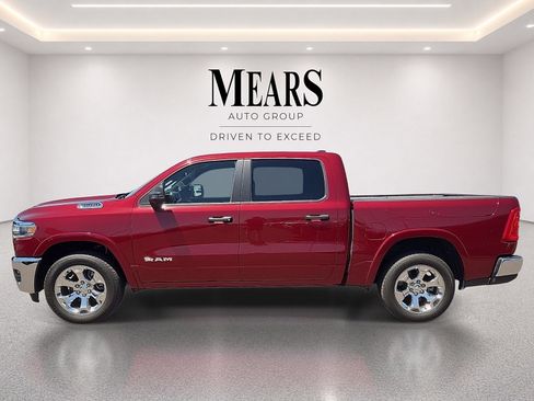 Used 2025 RAM 1500 Big Horn AWD/4WD image 2