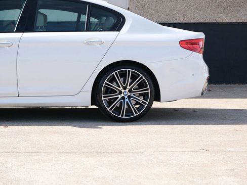 Used 2018 BMW 540i image 10