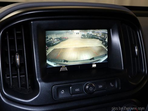 Used 2019 Chevrolet Colorado W/T w/ Custom Special Edition image 20