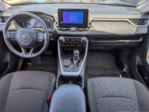 Used 2024 Toyota RAV4 XLE w/ Convenience Package AWD/4WD image 4