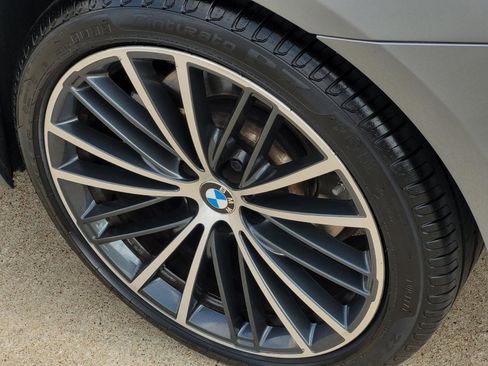 Certified 2023 BMW 530i w/ Convenience Package image 7