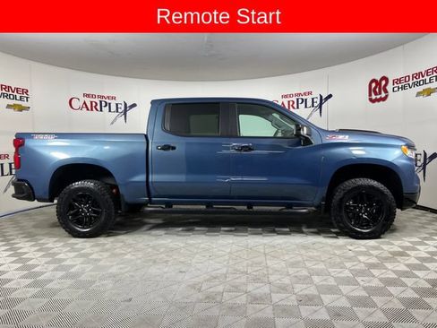Used 2024 Chevrolet Silverado 1500 LT Trail Boss w/ Convenience Package II AWD/4WD image 9