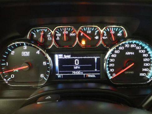 Used 2018 Chevrolet Tahoe 4WD image 24