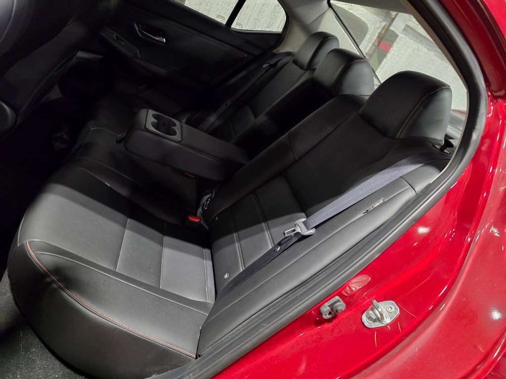 Used 2021 Nissan Sentra SR w/ SR Premium Package FWD image 7