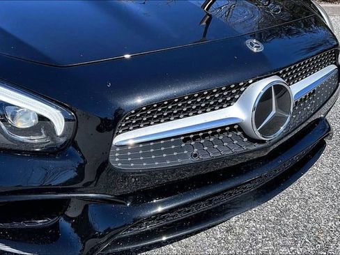 Used 2019 Mercedes-Benz SL 550 image 5