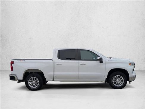 Used 2023 Chevrolet Silverado 1500 LT image 4