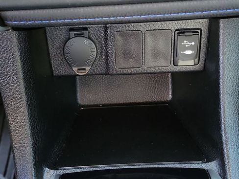 Used 2019 Toyota Corolla SE FWD image 24
