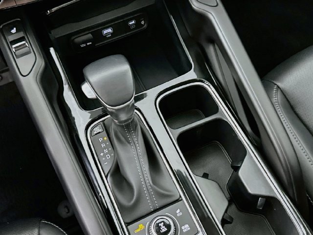 Used 2025 Kia Telluride S AWD/4WD image 16