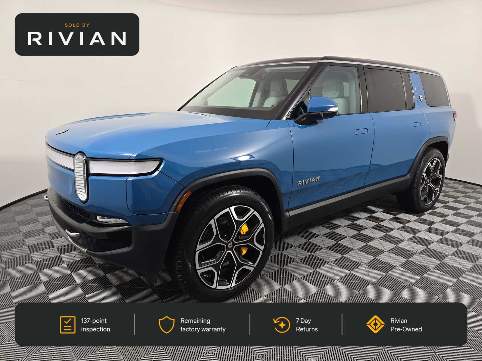 Used 2023 Rivian R1S Launch Edition Quad AWD/4WD image 1
