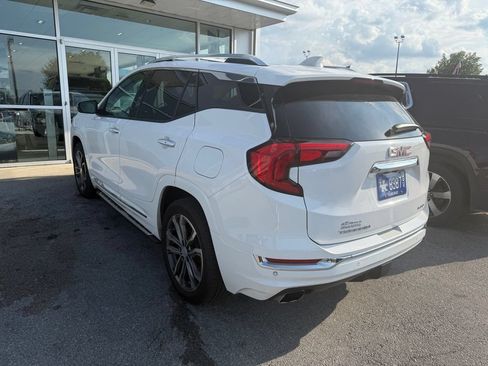 Used 2019 GMC Terrain Denali w/ Advanced Safety Package AWD/4WD image 3