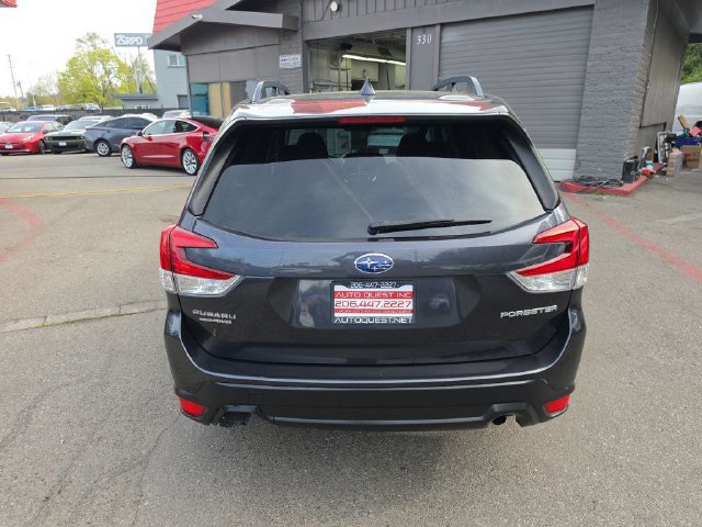 Used 2019 Subaru Forester Premium AWD/4WD image 25