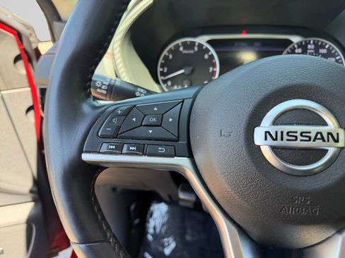 Used 2020 Nissan Sentra SR w/ Premium Package FWD image 24
