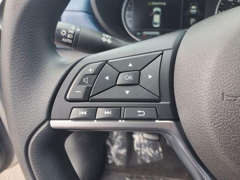 New 2025 Nissan Versa SV w/ Trunk Package image 18