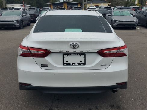 Used 2018 Toyota Camry L image 5