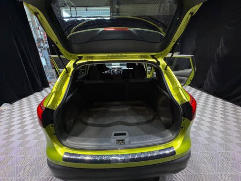 Used 2017 Nissan Rogue Sport SV image 34